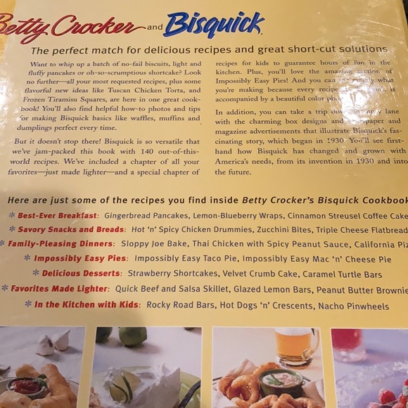 Betty Crocker’s Bisquick Cookbook Excellent Used Condition - Picture 3 of 3